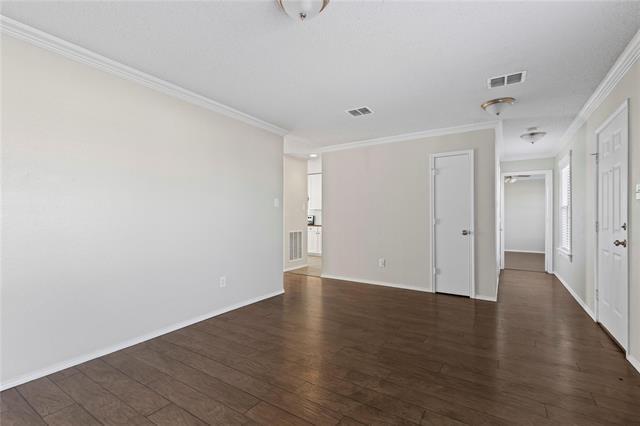 Building Photo - 1543 Englewood Dr