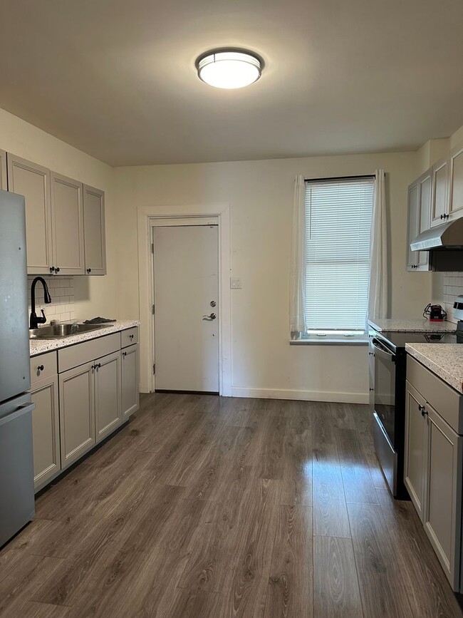 Building Photo - Newly updated 4 bedroom home - Pottsville, PA