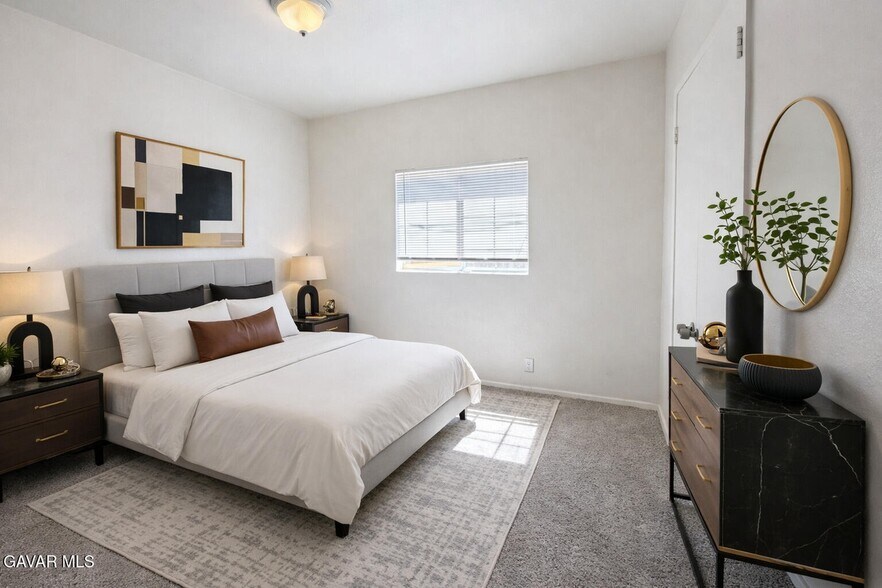 Building Photo - 1503 E Avenue Q6