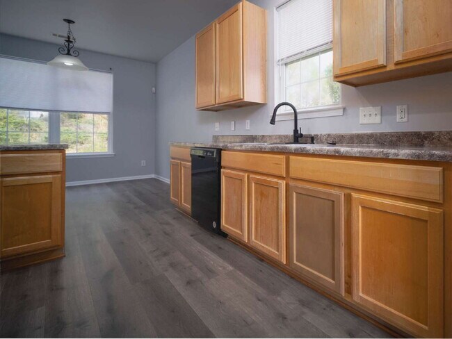 Building Photo - 1030 Boxelder Ln