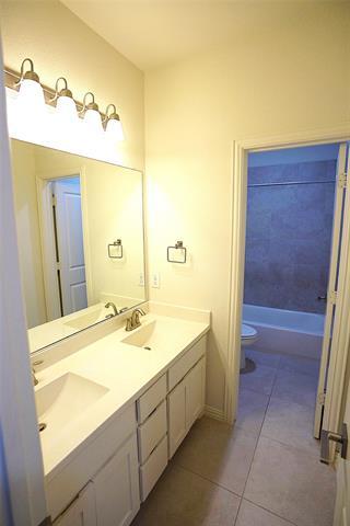 Building Photo - 7239 Clementine Dr