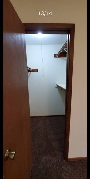 Building Photo - 5112 Shadylane Dr