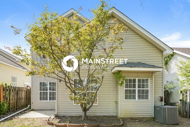Building Photo - 3 Bedroom Pet-Friendly Home in HERMITAGE, TN with Main Street Renewal