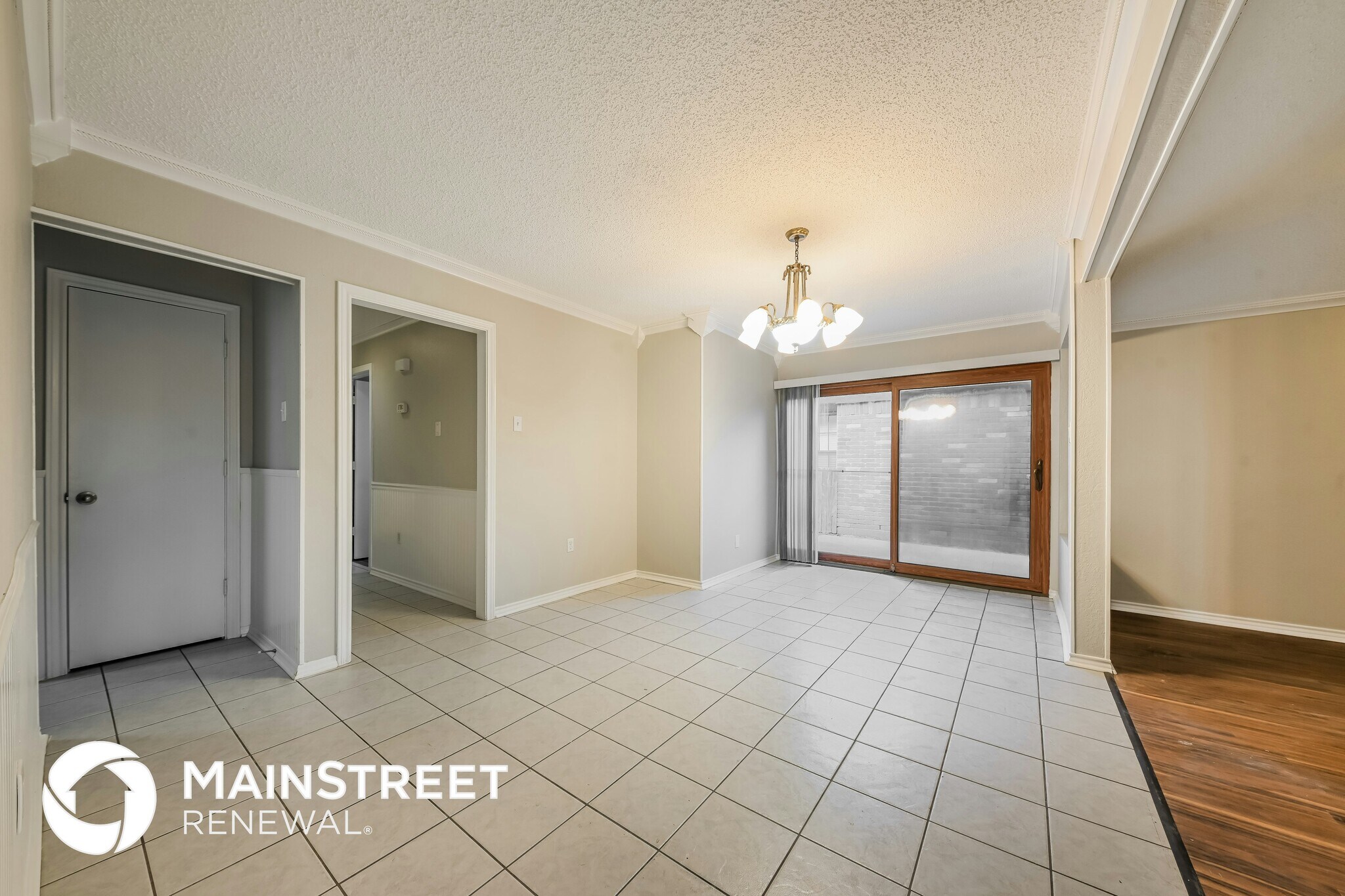 Building Photo - 2310 Markland St