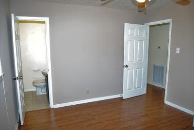 Building Photo - 2817 Fairfield Ave