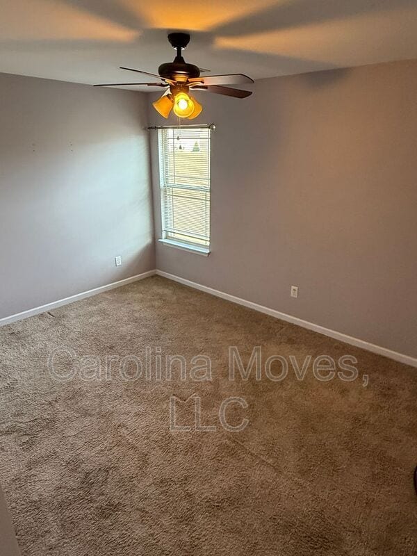 Building Photo - 451 Riverdale Rd