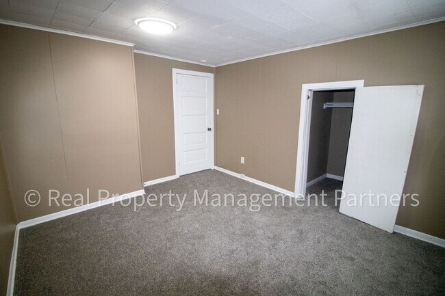 Building Photo - Baraga Duplex