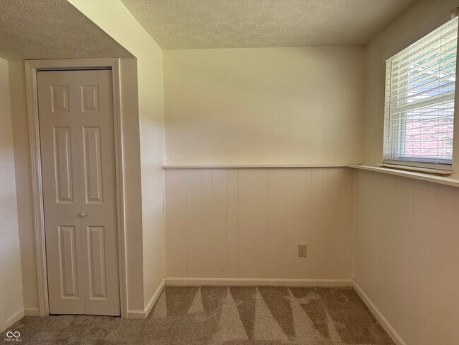 Building Photo - 7717 Cambridge Dr
