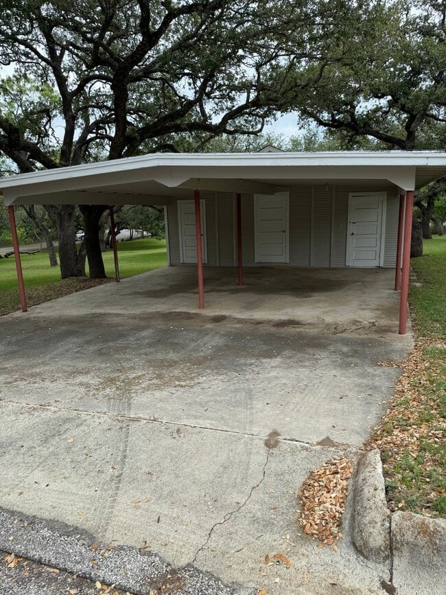Building Photo - Charming Remodeled Home in West Lampasas