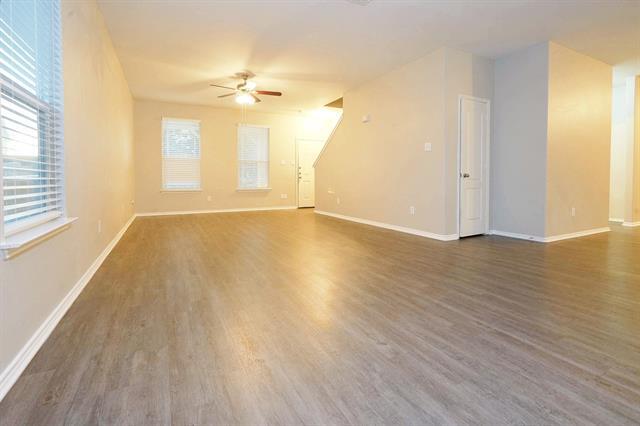 Building Photo - 1612 Cambridge Dr