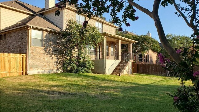 Building Photo - 9421 Lisi Anne Dr
