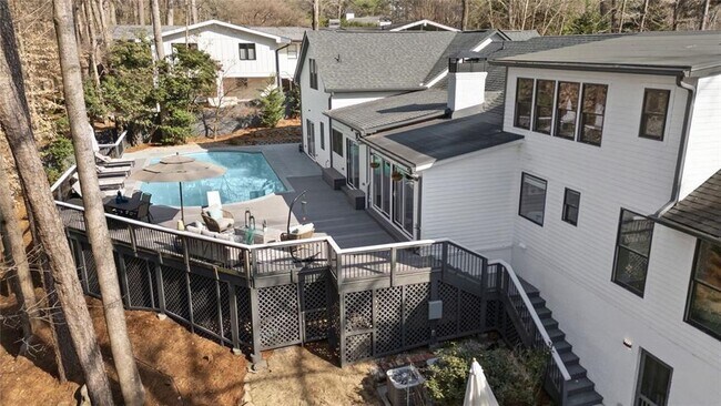 Building Photo - 6260 River Overlook Dr NW