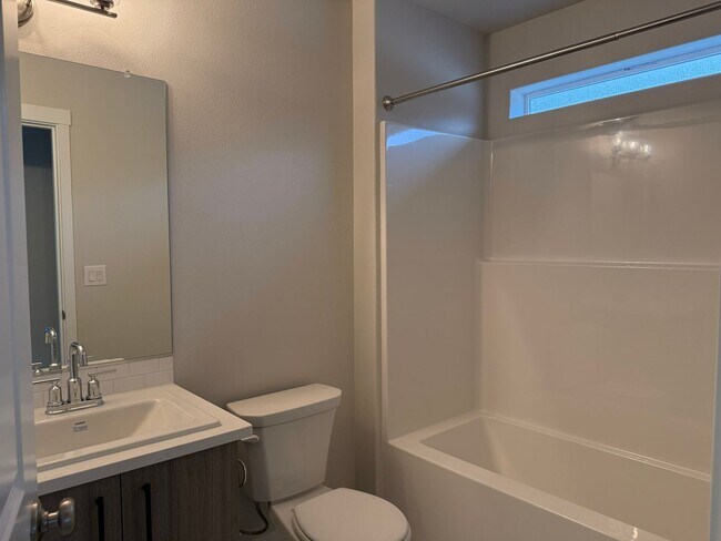 Building Photo - Beautiful Three Bedroom New Construction Home For Rent