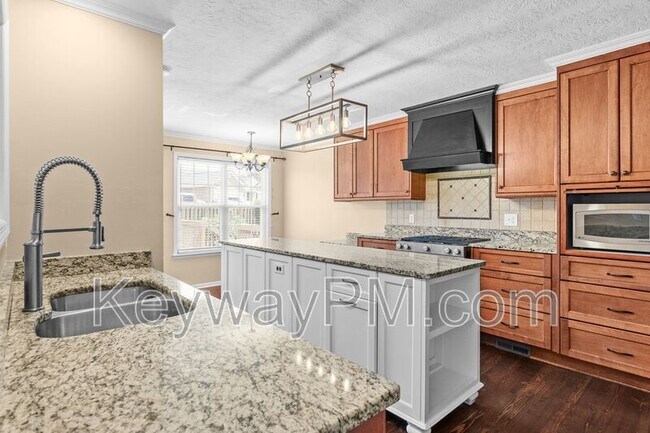Building Photo - 4851 Appletree Ct