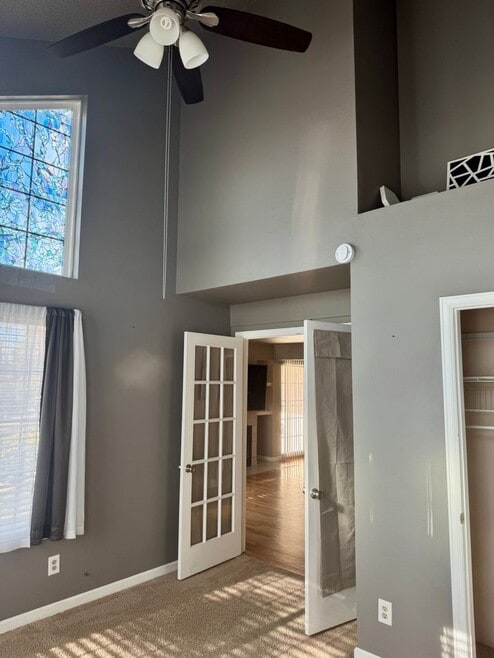 Building Photo - 13762 E Lehigh Ave