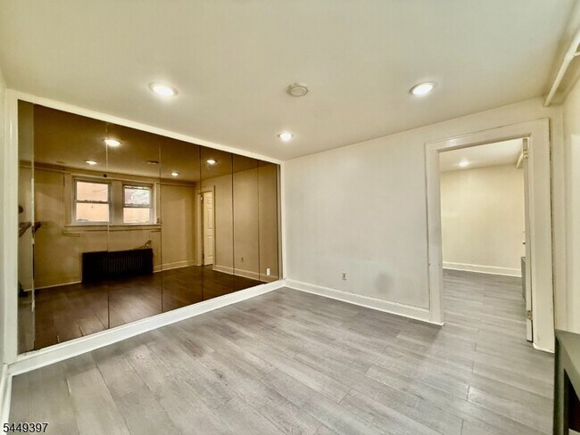 Building Photo - 7021 Durham Ave