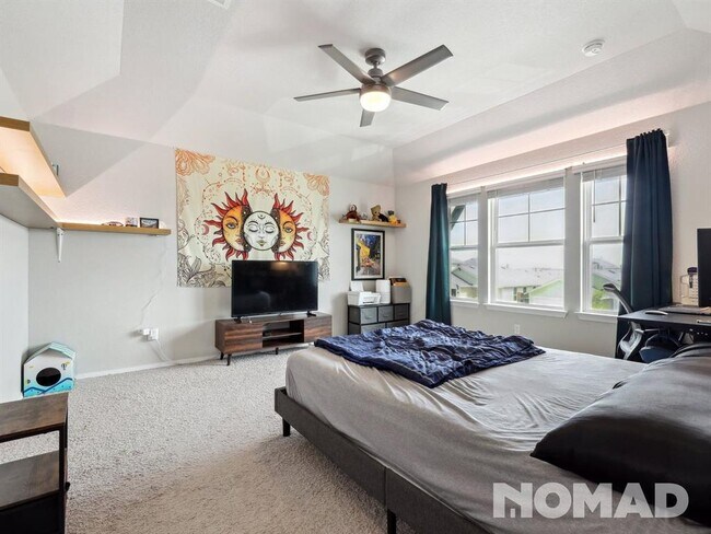 Building Photo - 101 Crescent St