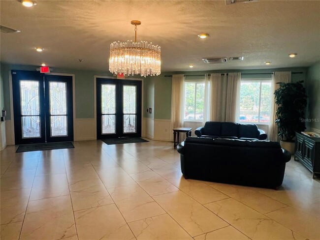 Building Photo - 4045 Atrium Dr