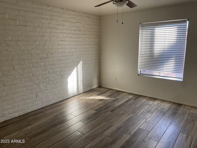 Building Photo - 4437 E Hubbell St