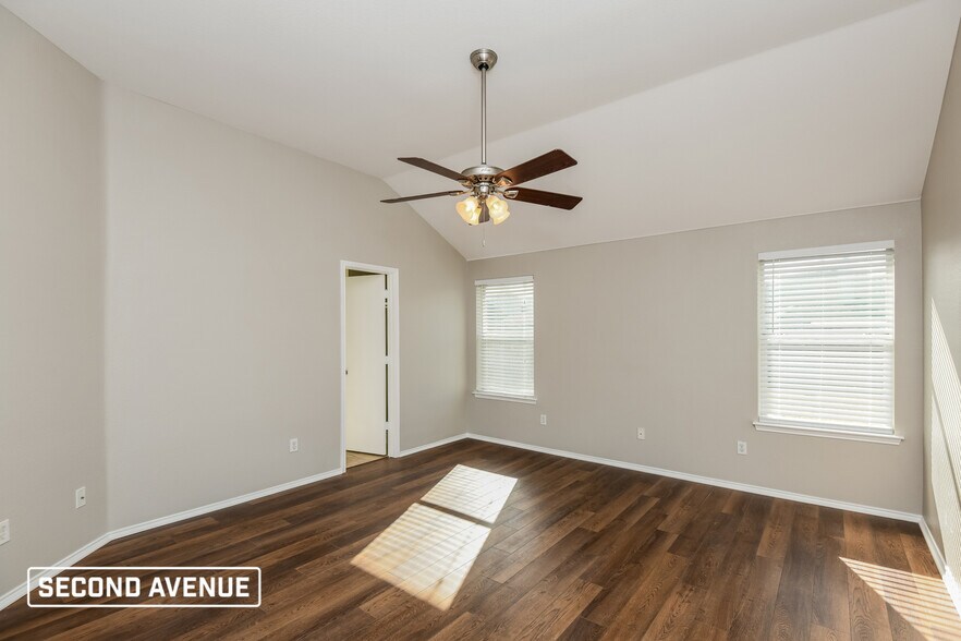 Building Photo - 1304 Sierra Blanca Dr