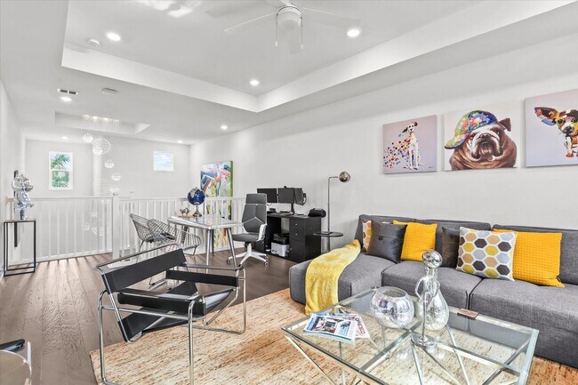 Building Photo - Waterfront Luxury Living | Private Dock + Direct Tampa Bay Access