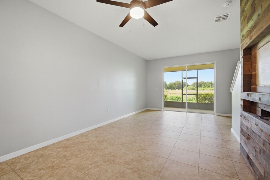 Building Photo - 10903 Verawood Dr