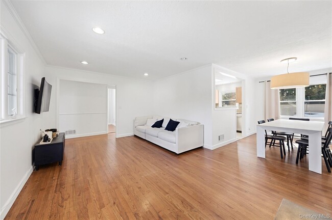 Building Photo - 103 Heatherdell Rd