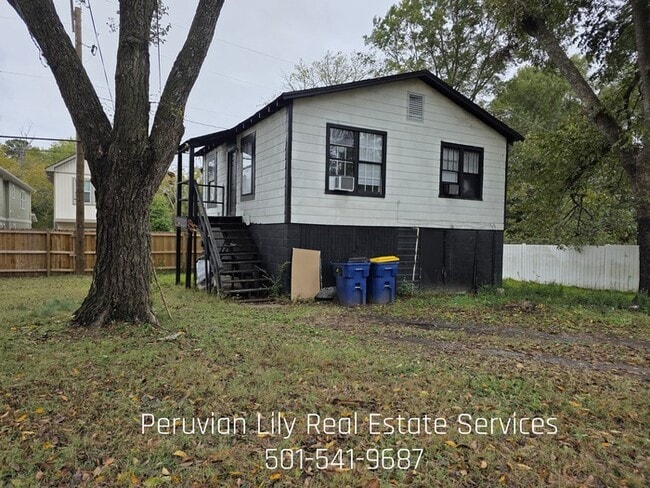 Primary Photo - 210.5 N Monroe St