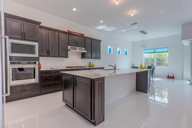 Building Photo - 10815 Stellar Cir