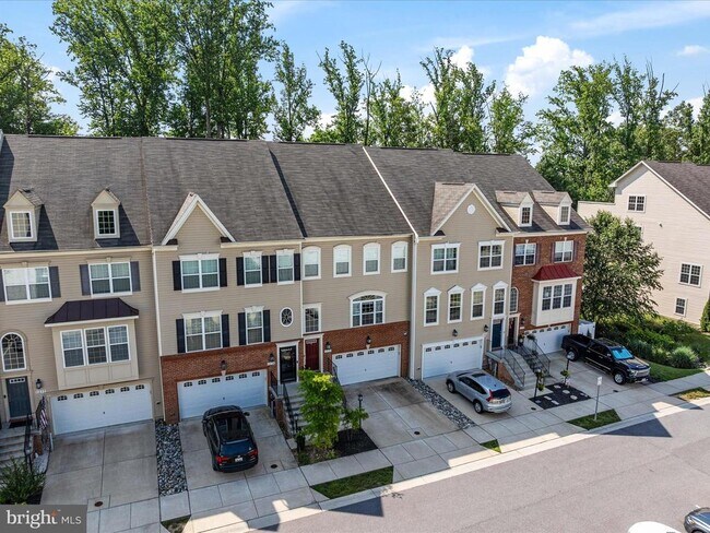 Building Photo - 1221 Orchid Rd