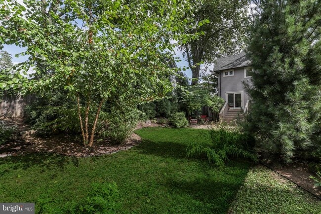 Building Photo - 30 Vandeventer Ave