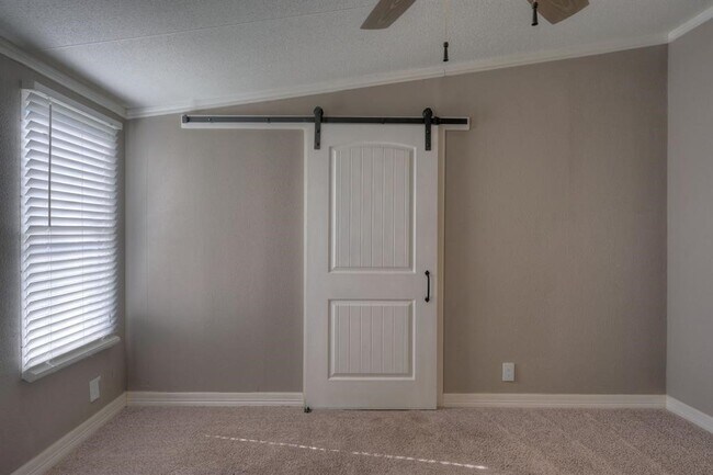 Building Photo - 4874 FM1374