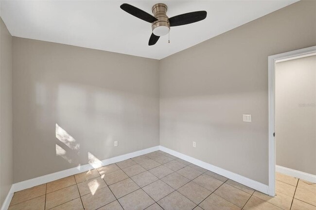 Building Photo - 2245 17th Ave S