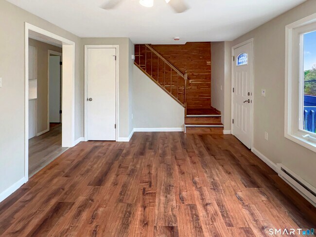 Building Photo - 58 Doman Dr