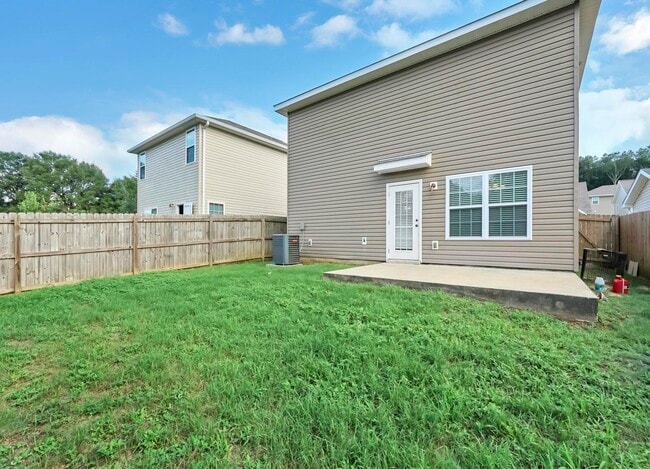 Building Photo - 220 Wainwright Dr