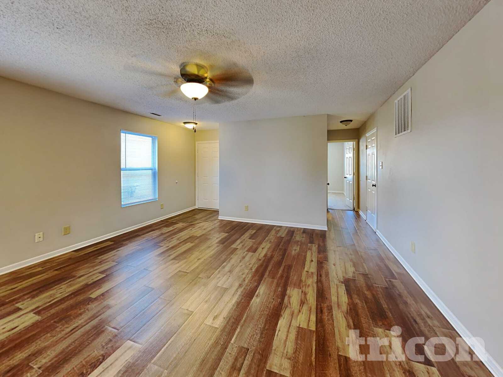 Building Photo - 10800 Wymm Ln