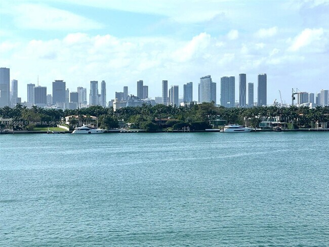 Building Photo - 650 West Ave