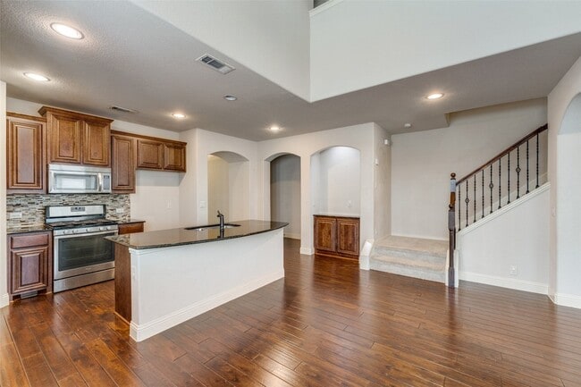 Building Photo - 5317 Appalachian Way