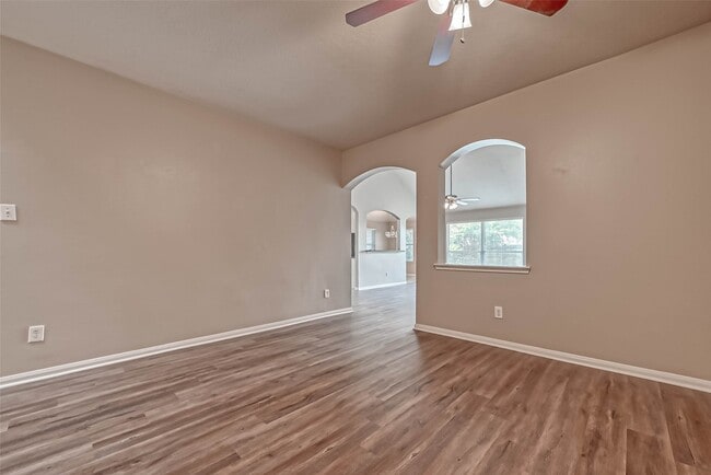 Building Photo - 911 Bent Sail Ln