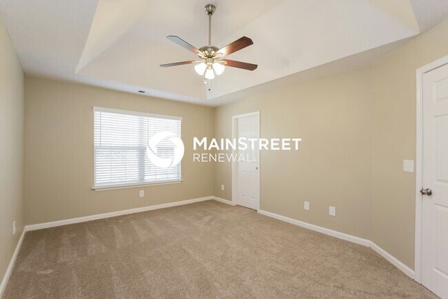 Building Photo - 4 Bedroom Pet-Friendly Home in Powder Springs, GA with Main Street Renewal