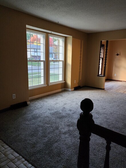 Building Photo - 7325 N Brooklyn Ave