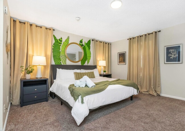 Building Photo - 1679 Tampa Rd