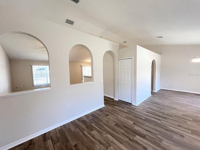 Building Photo - 48 Pennsylvania Ln