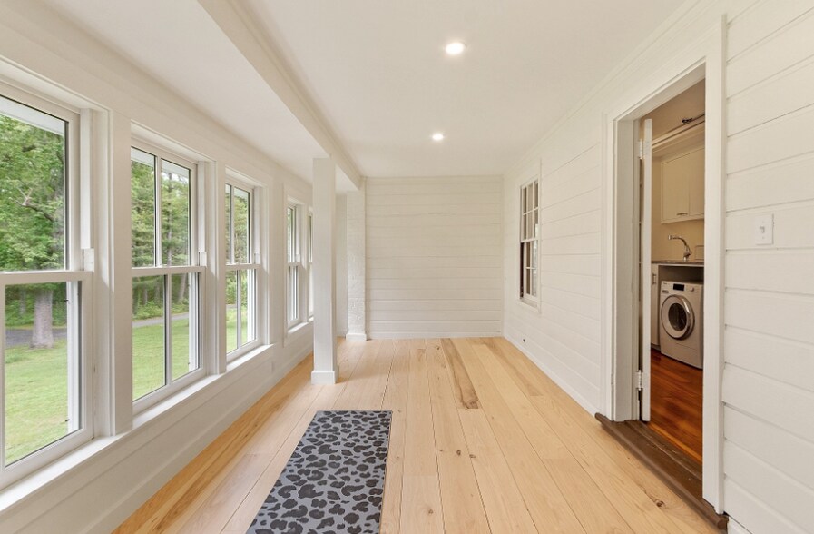 Building Photo - 229 Fairhaven Hill Rd