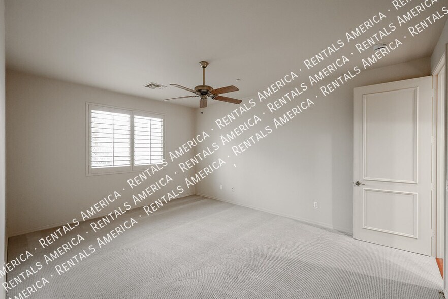 Building Photo - 7402 Hum Rd