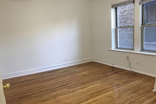 Floorplan - 5034-5046 S. Woodlawn Avenue