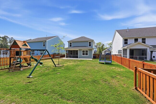 Building Photo - 190 Cherry Grv Dr