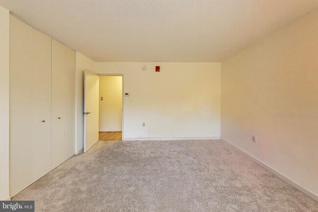 Building Photo - 7333 New Hampshire Ave