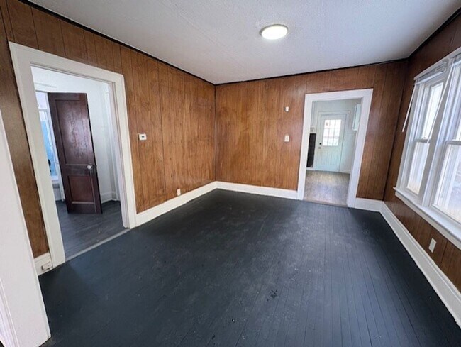 Building Photo - 3973-3975 E 123rd St Cleveland Oh 44105 MFH2 .T2