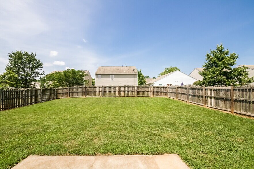 Building Photo - 9307 John Russell Rd